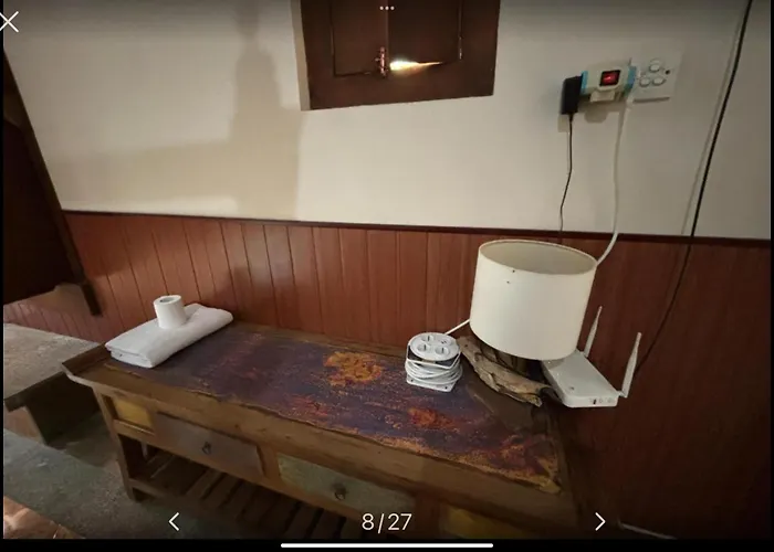 Royen Balinese Family Guest House- Traditional Batuan ゲストハウス Sukawati